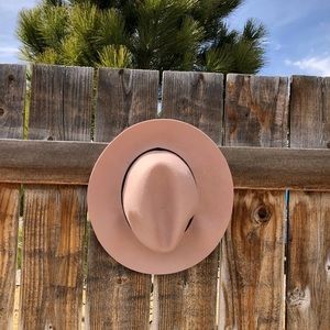 Blush Felt Floppy Hat